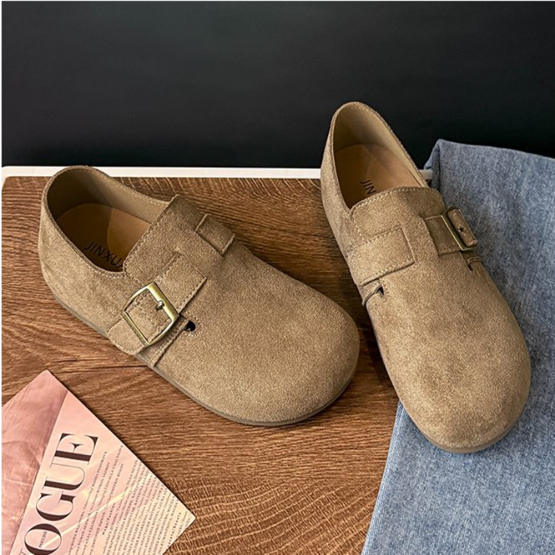 injection moulded shoes-size35-40-selling price$4.29