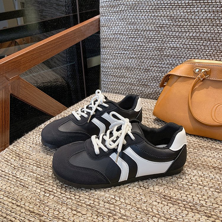 injection moulded shoes-size36-42-selling price$4.00