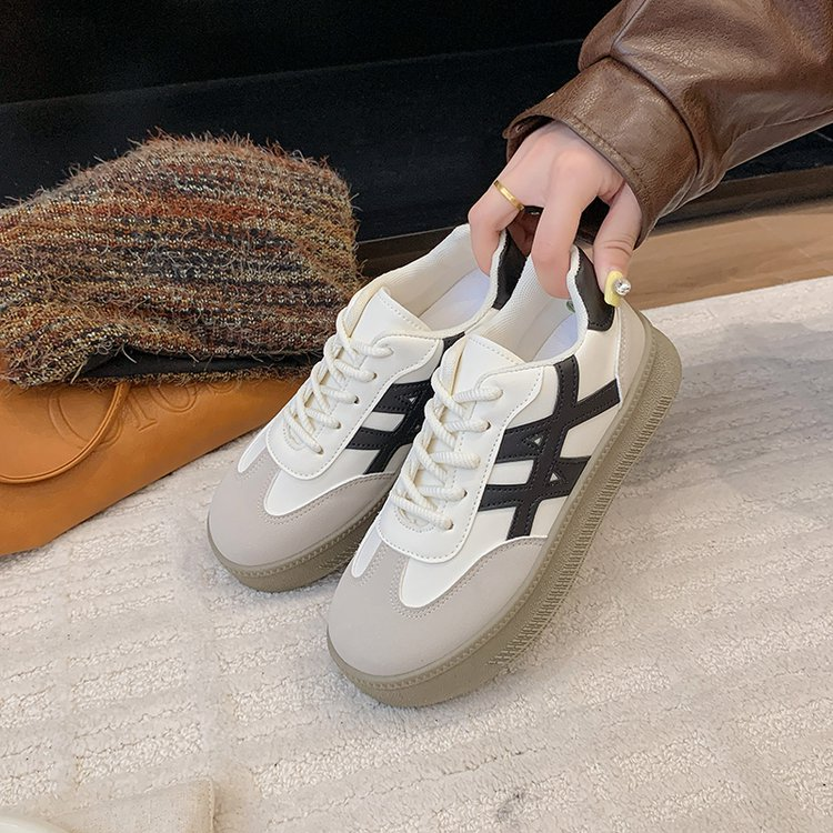 injection moulded shoes-size36-42-selling price$4.28