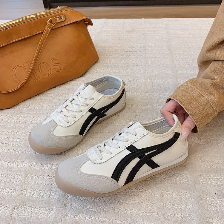 injection moulded shoes-size36-42-selling price$4.00