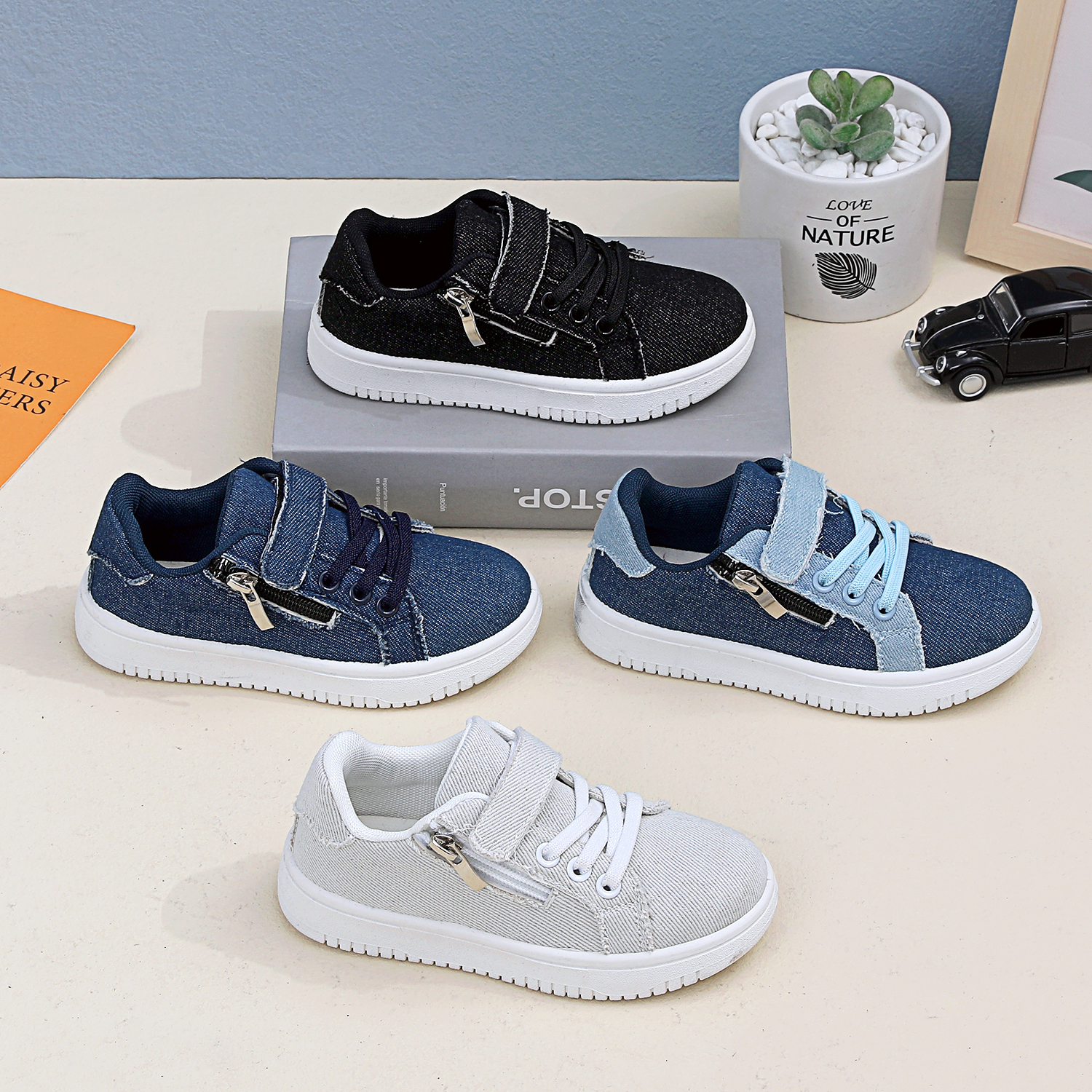 injection shoes-size17-35-Selling price$4.17