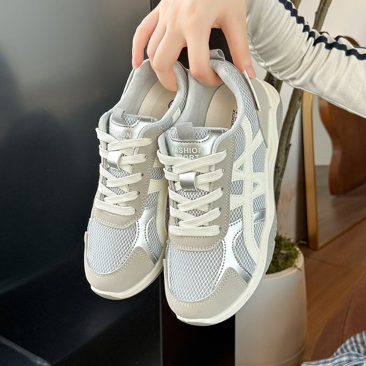 injection moulded shoes-size35-40-selling price$4.71